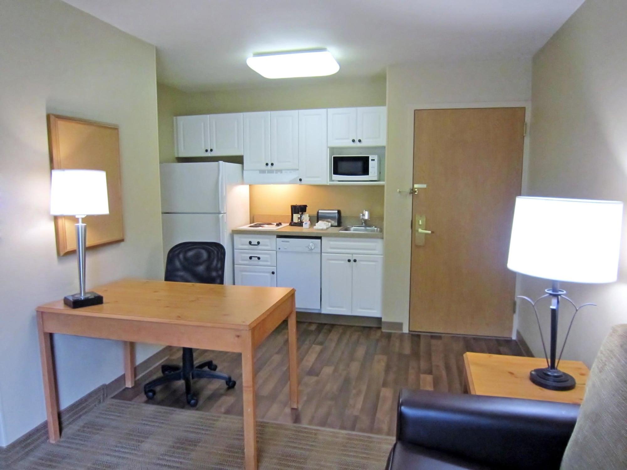 Extended Stay America Suites - Piscataway - Rutgers University Randolphville Экстерьер фото
