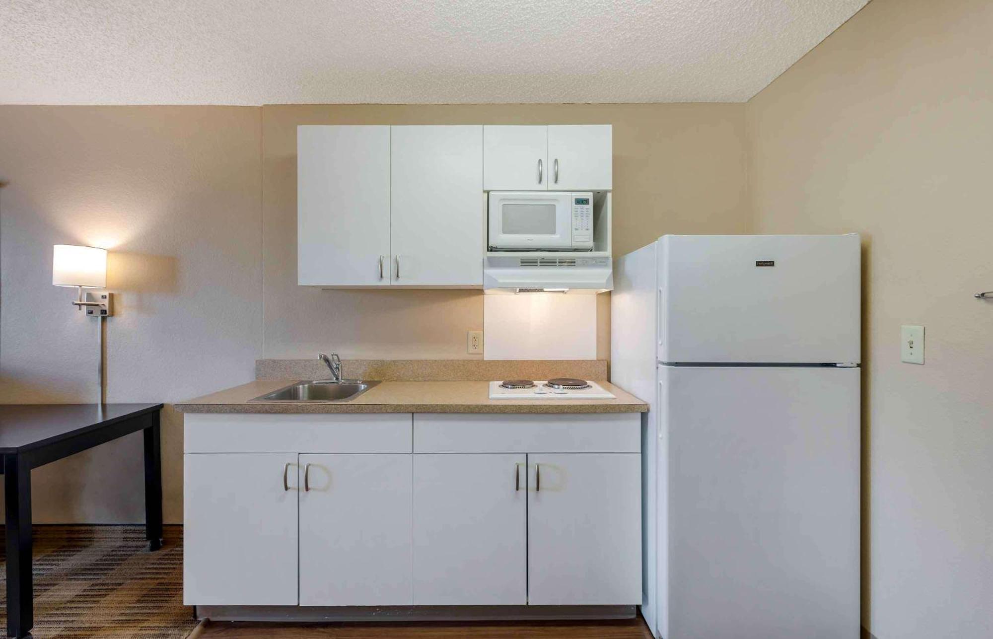 Extended Stay America Suites - Piscataway - Rutgers University Randolphville Экстерьер фото