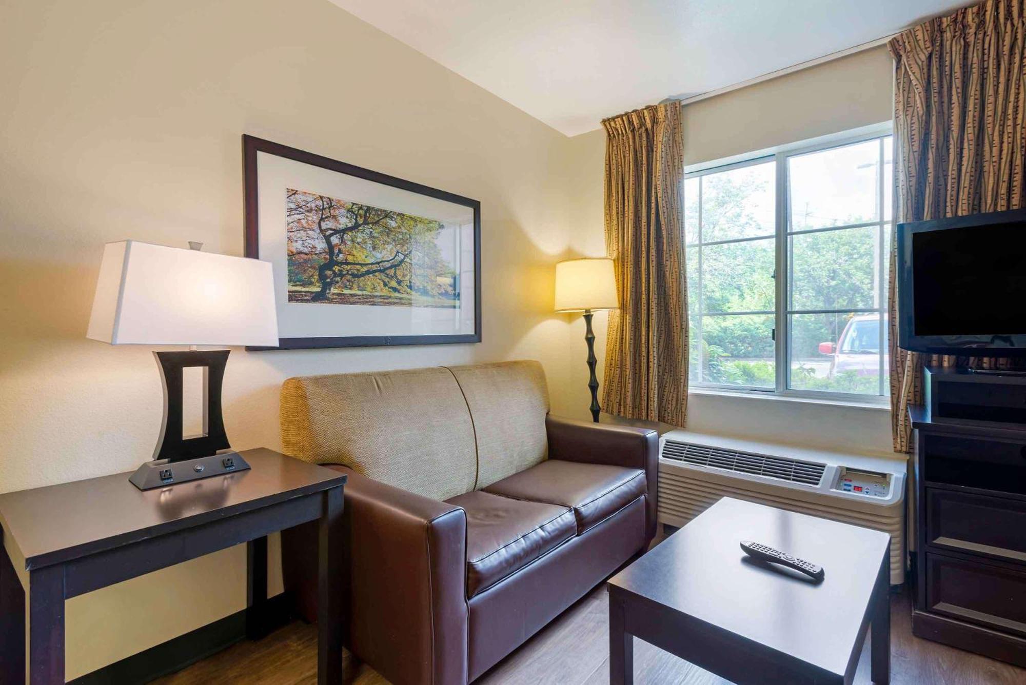 Extended Stay America Suites - Piscataway - Rutgers University Randolphville Экстерьер фото