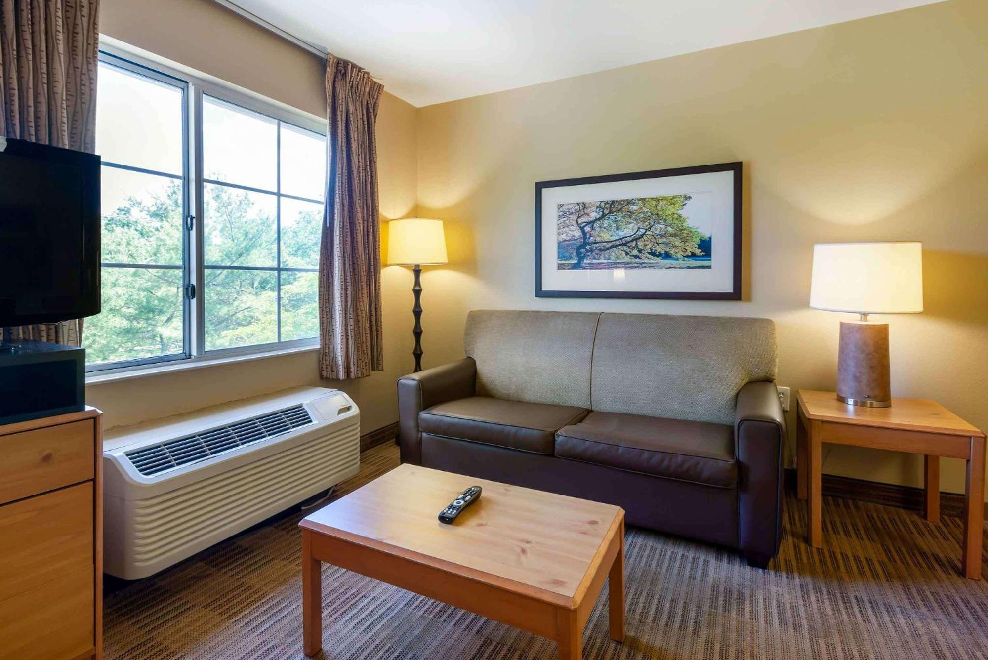 Extended Stay America Suites - Piscataway - Rutgers University Randolphville Экстерьер фото